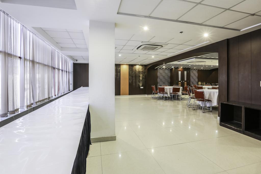 Airport Hotel Grand By Fantasia New Delhi Luaran gambar